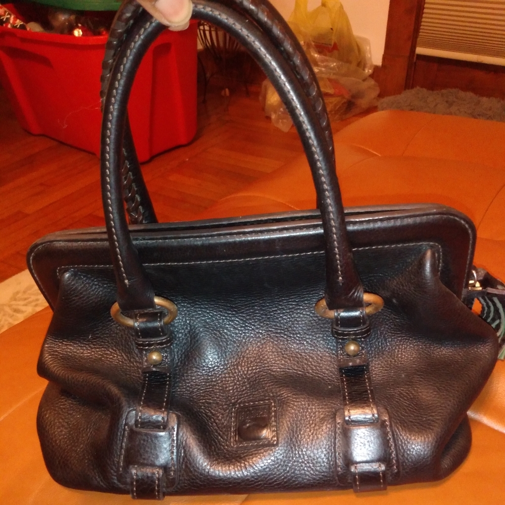 Dooney&Bourke leather bag